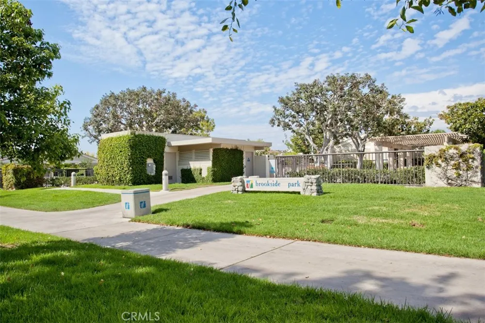 11 Rosemary #20 Irvine, CA 92604