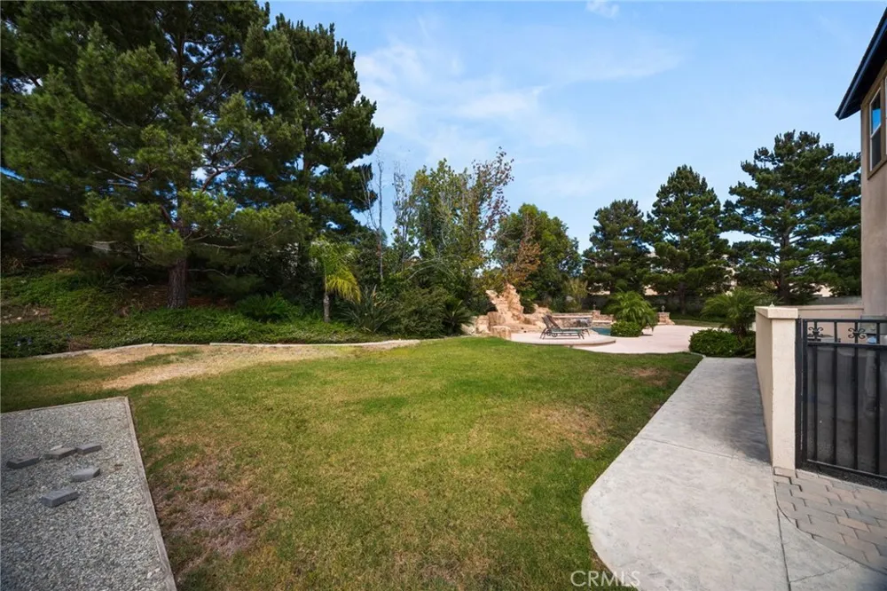 12816 Windstar Rancho Cucamonga, CA 91739