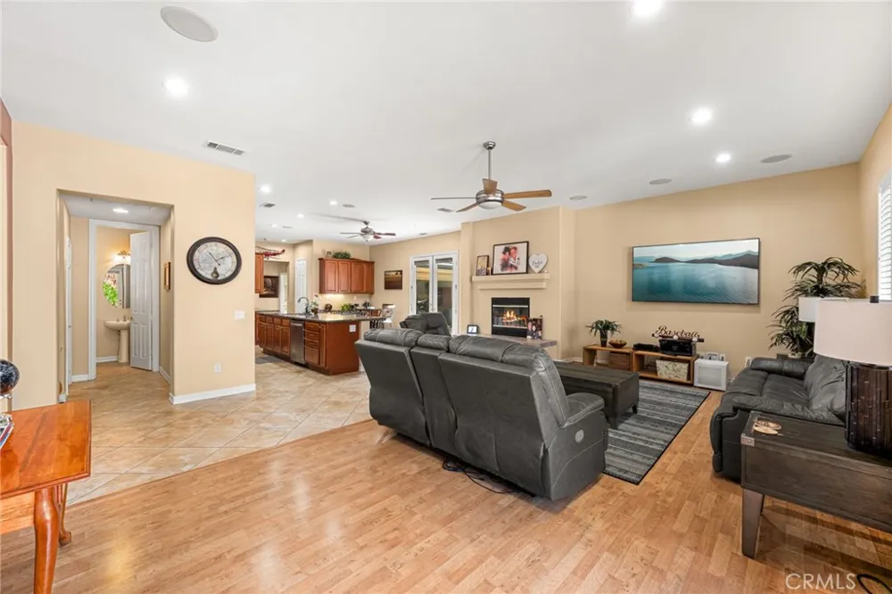 12816 Windstar Rancho Cucamonga, CA 91739