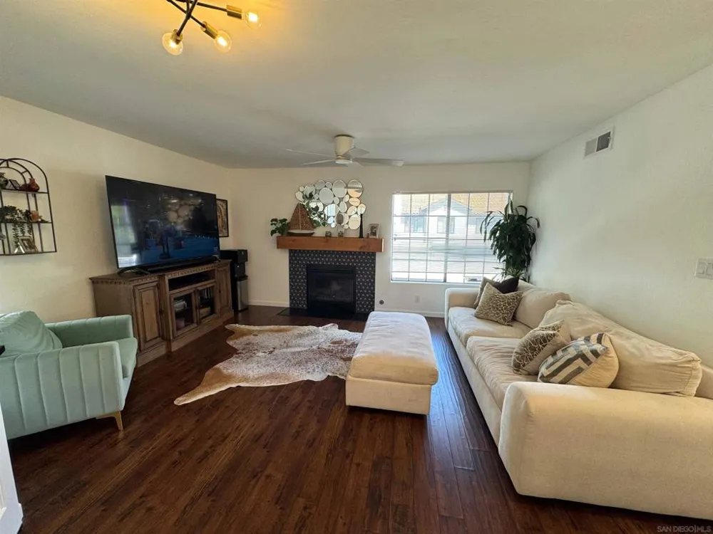 3533 Voyager San Diego, CA 92130