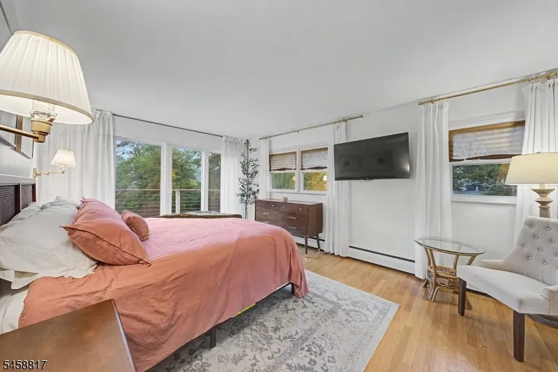 120 E Shawnee Trl Jefferson, NJ 07849