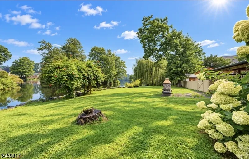120 E Shawnee Trl Jefferson, NJ 07849
