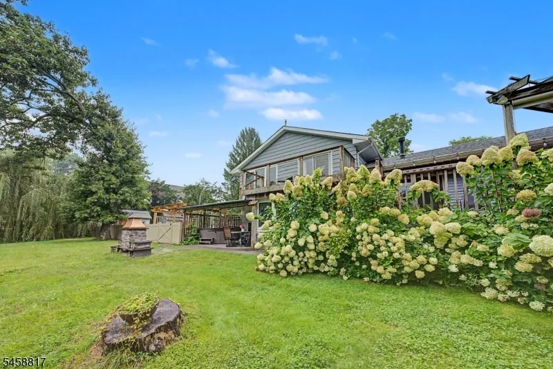 120 E Shawnee Trl Jefferson, NJ 07849