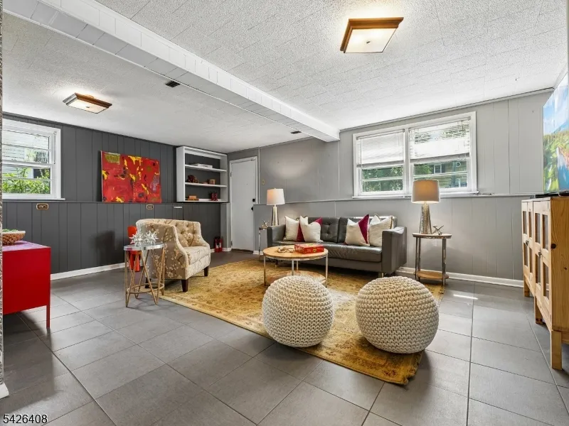 30 James St Montclair, NJ 07042