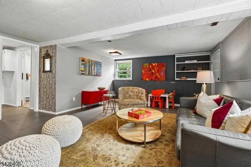 30 James St Montclair, NJ 07042