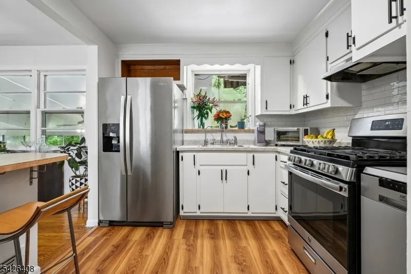 30 James St Montclair, NJ 07042