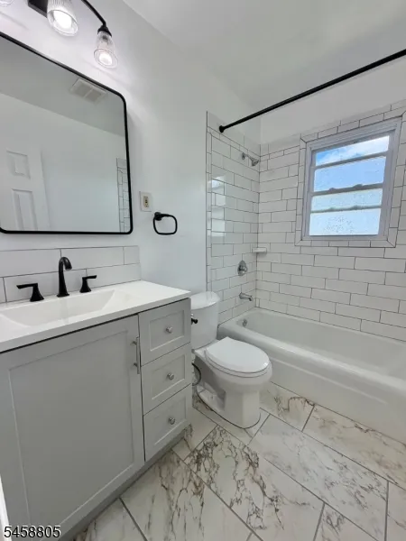 680 State Route 15 #35 Unit 35 Jefferson, NJ 07849