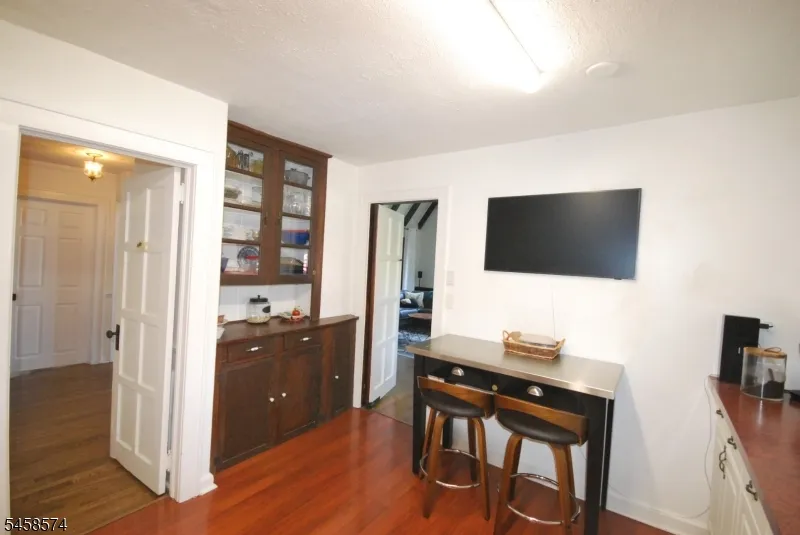 12 Island Trail Sparta, NJ 07871