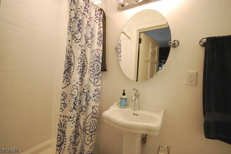 12 Island Trail Sparta, NJ 07871