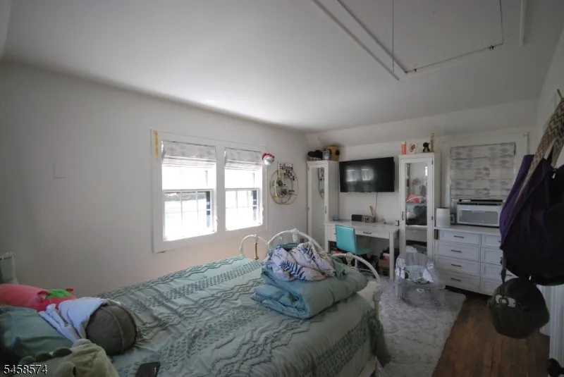 12 Island Trail Sparta, NJ 07871