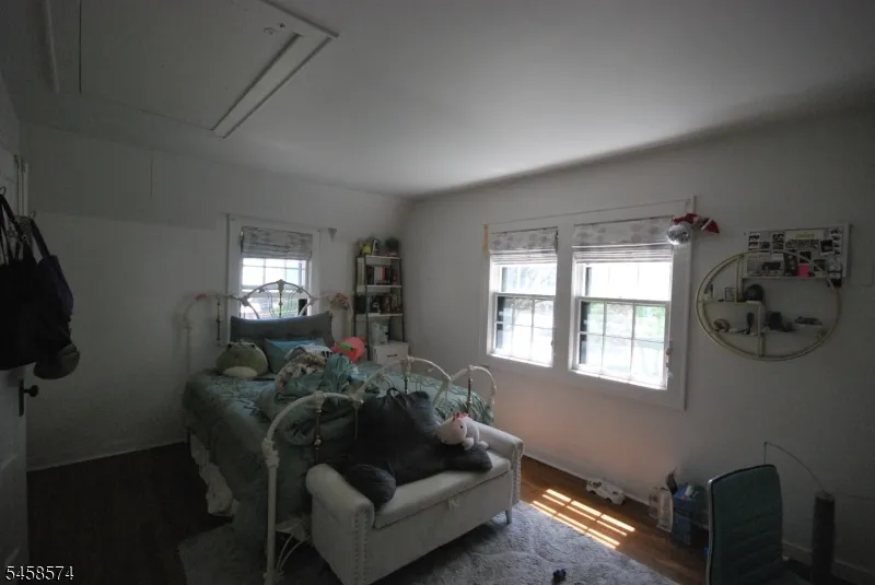 12 Island Trail Sparta, NJ 07871