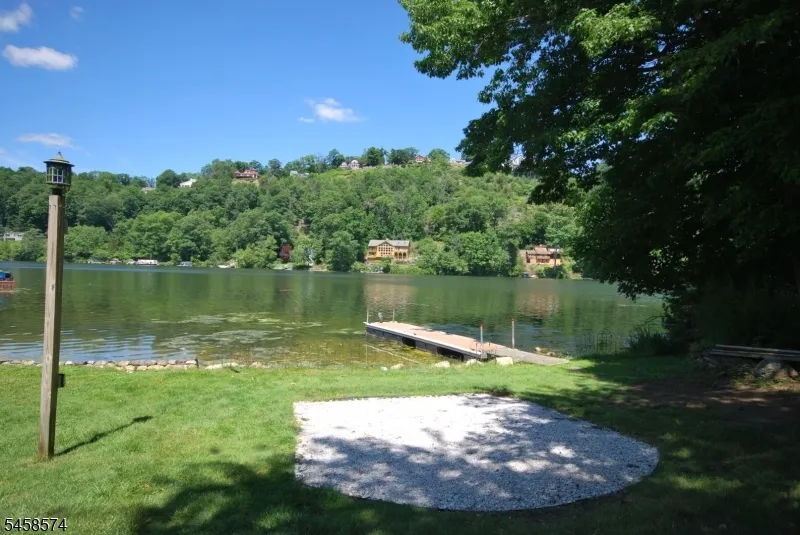 12 Island Trail Sparta, NJ 07871