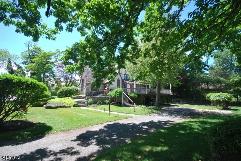 12 Island Trail Sparta, NJ 07871