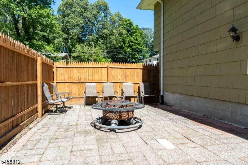 102 Andover Sparta Rd Andover, NJ 07860