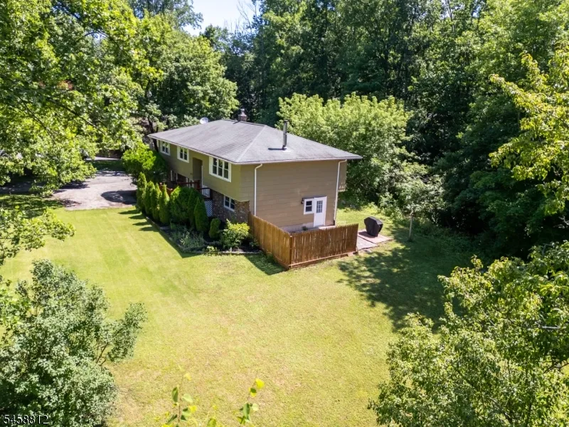 102 Andover Sparta Rd Andover, NJ 07860