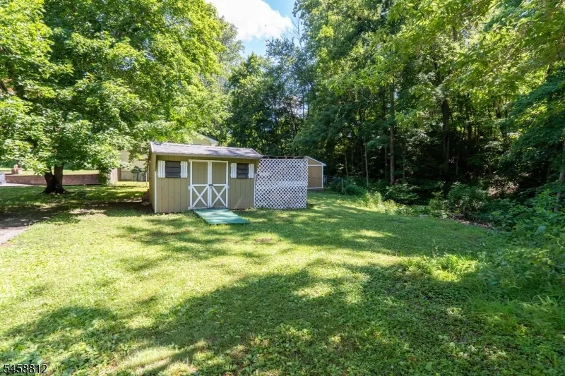 102 Andover Sparta Rd Andover, NJ 07860