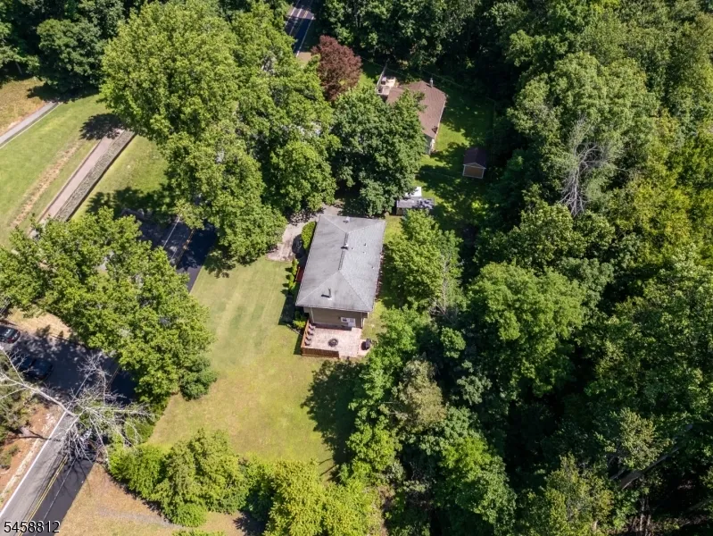 102 Andover Sparta Rd Andover, NJ 07860
