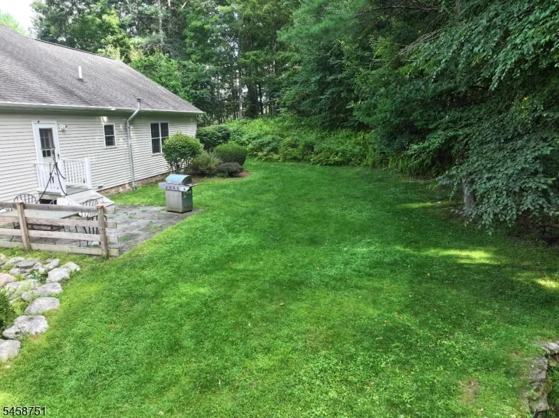 29 Millville Rd Montague, NJ 07827