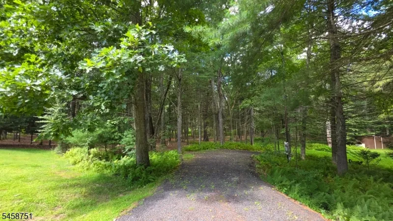 29 Millville Rd Montague, NJ 07827