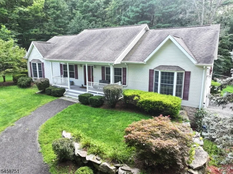 29 Millville Rd Montague, NJ 07827