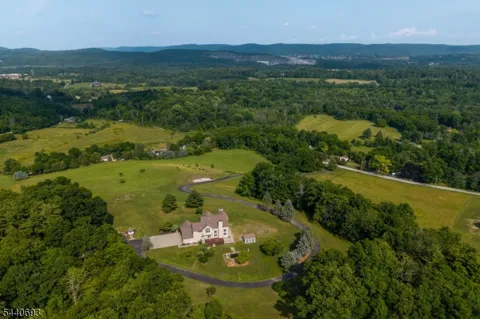 130 Pond School Rd