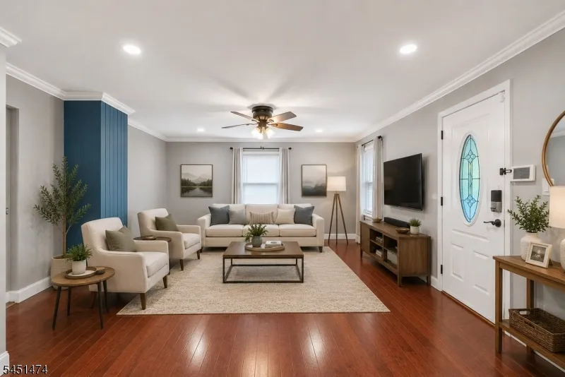 20 Shawnee Rd Hopatcong, NJ 07843
