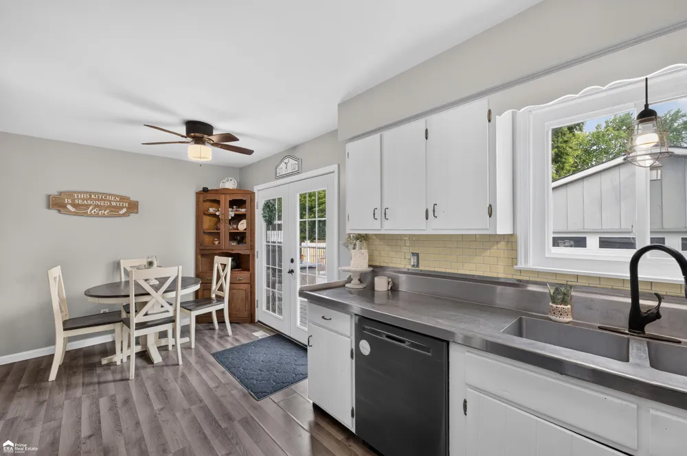 107 E Naldrette Street Durand City, MI 48429