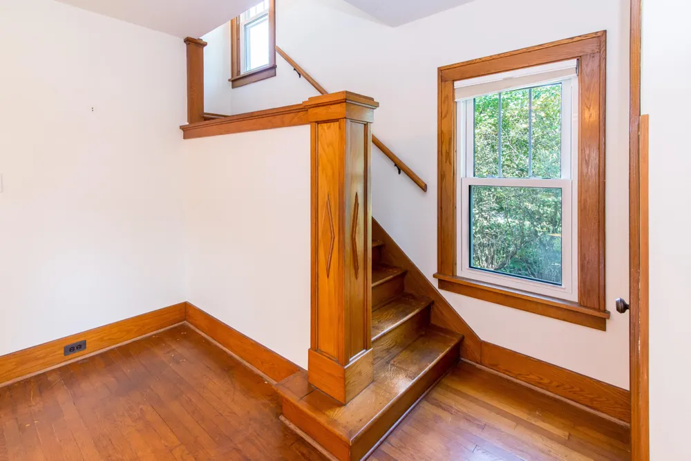 323 Lewis Street Saline City, MI 48176