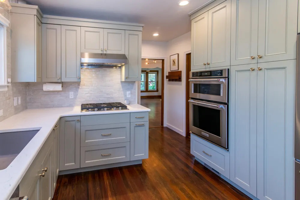 323 Lewis Street Saline City, MI 48176