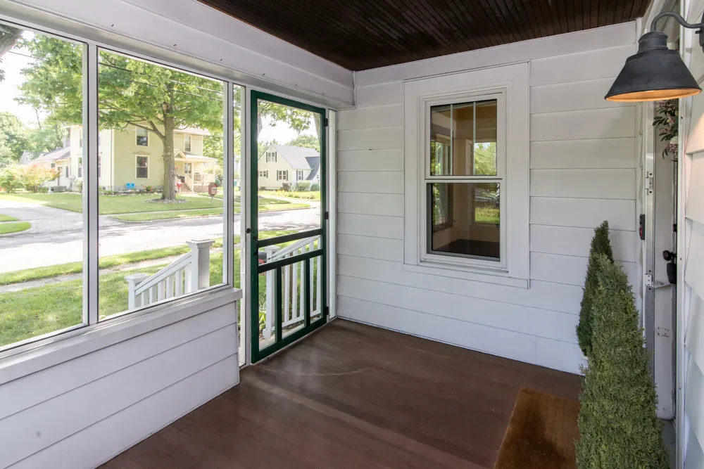 323 Lewis Street Saline City, MI 48176
