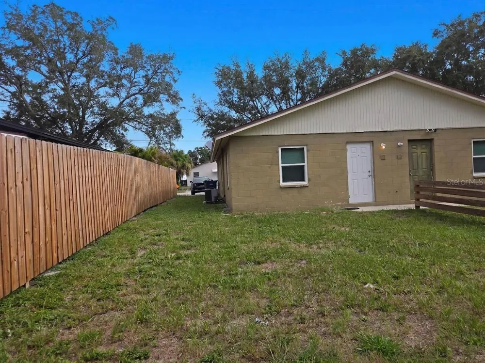 2410 W CYPRESS STREET #B Tampa, FL 33609