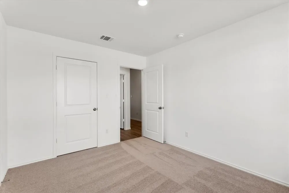 100 Tofalla Kyle, TX 78640