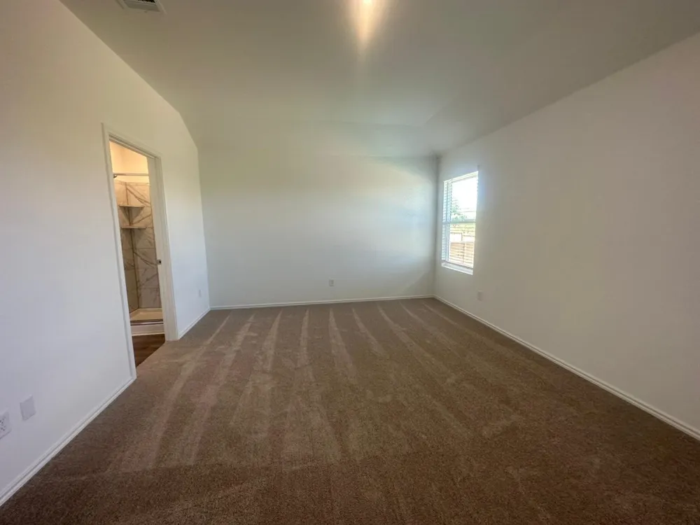 100 Tofalla Kyle, TX 78640