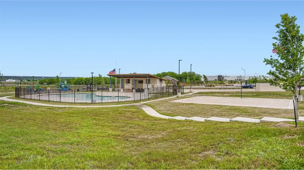 100 Tofalla Kyle, TX 78640