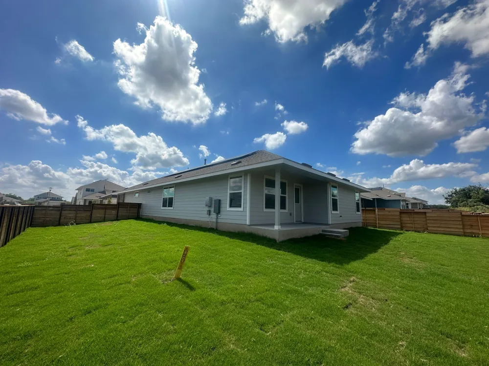 100 Tofalla Kyle, TX 78640