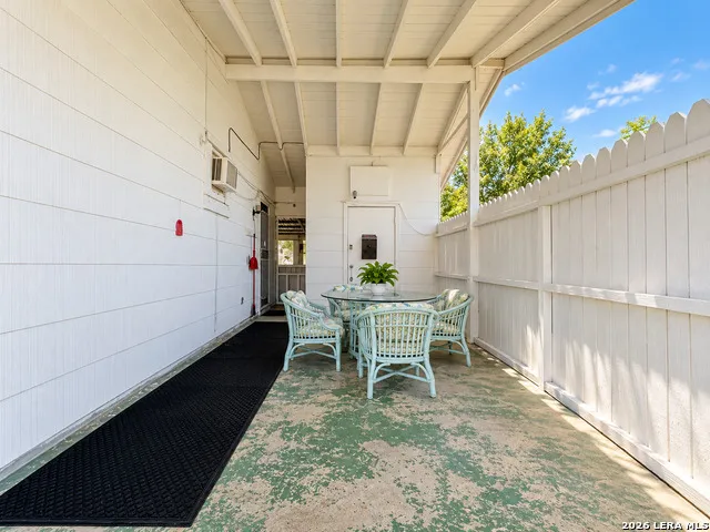 5842 Branch Valley St San Antonio, TX 78242