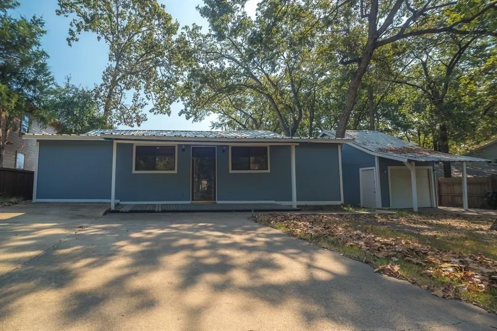 115 Cottonwood Trail Gun Barrel City, TX 75156