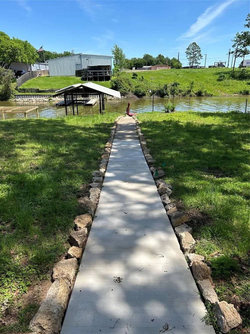 115 Cottonwood Trail Gun Barrel City, TX 75156