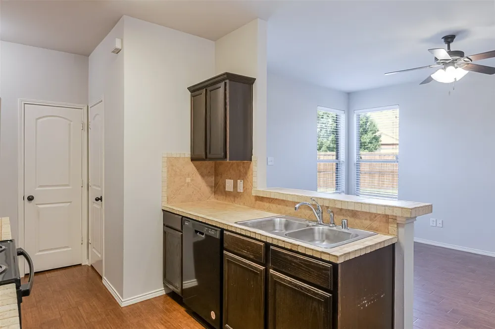 2515 Sedona Street Mansfield, TX 76063