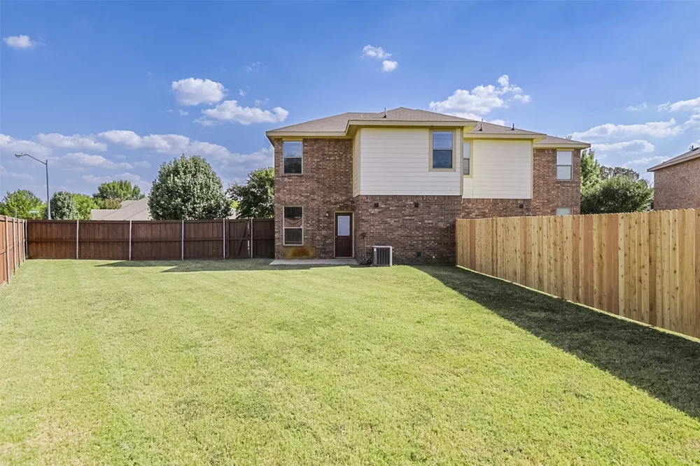 2515 Sedona Street Mansfield, TX 76063