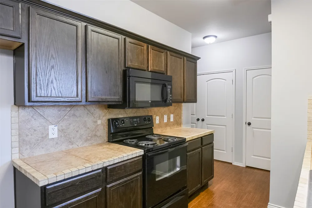 2515 Sedona Street Mansfield, TX 76063