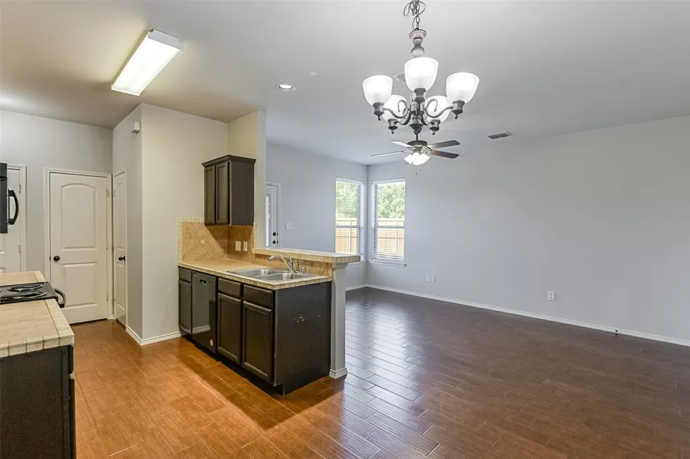 2515 Sedona Street Mansfield, TX 76063