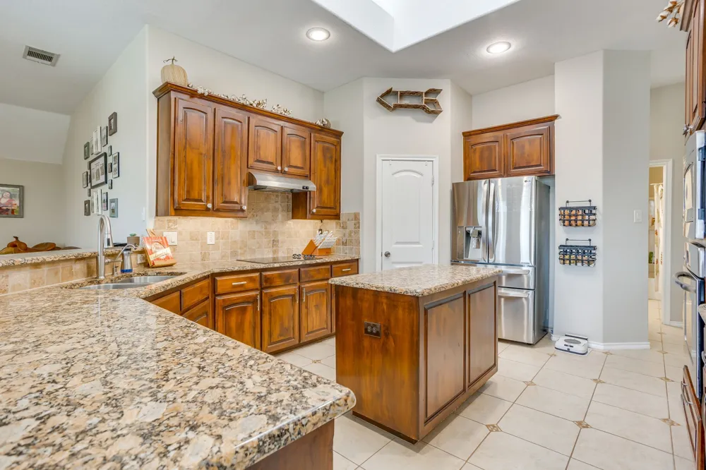 1609 Serenity Lane Weatherford, TX 76087