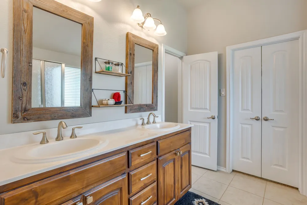 1609 Serenity Lane Weatherford, TX 76087