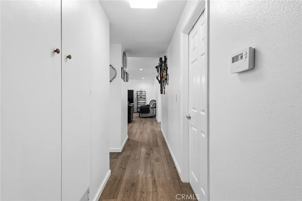 8476 Colorado Riverside, CA 92504