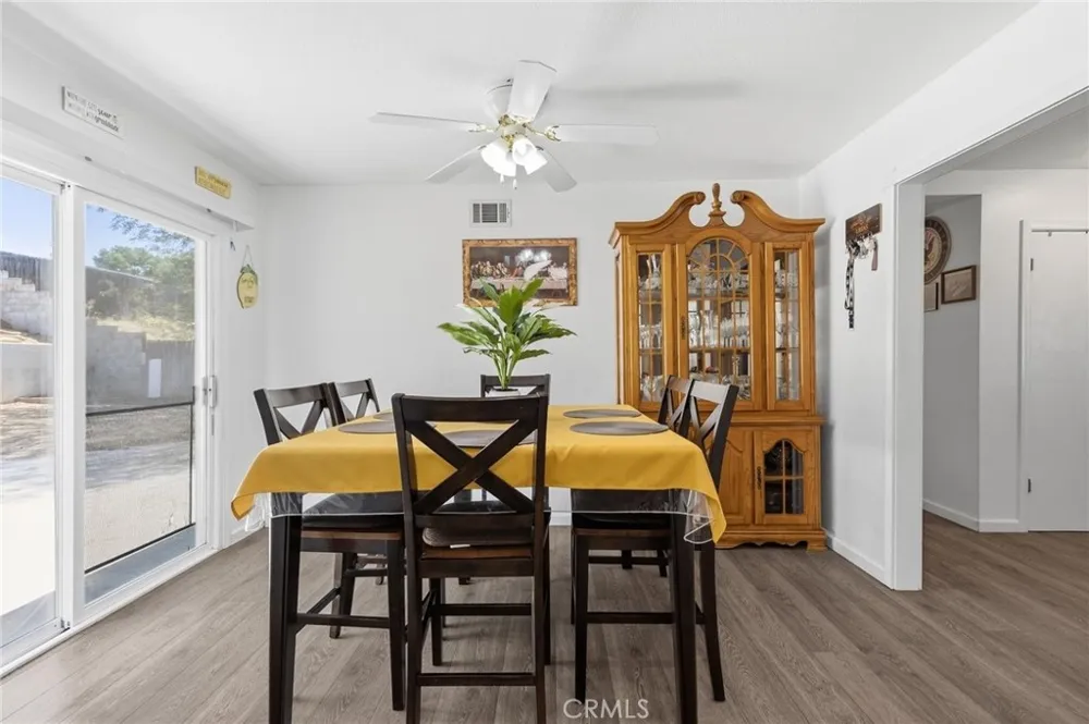 8476 Colorado Riverside, CA 92504