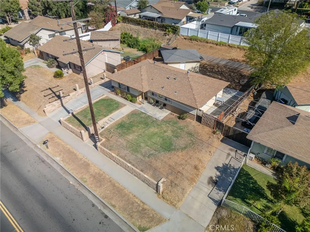8476 Colorado Riverside, CA 92504