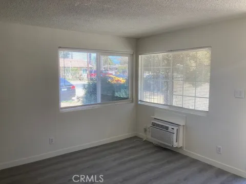 1152 Villa
