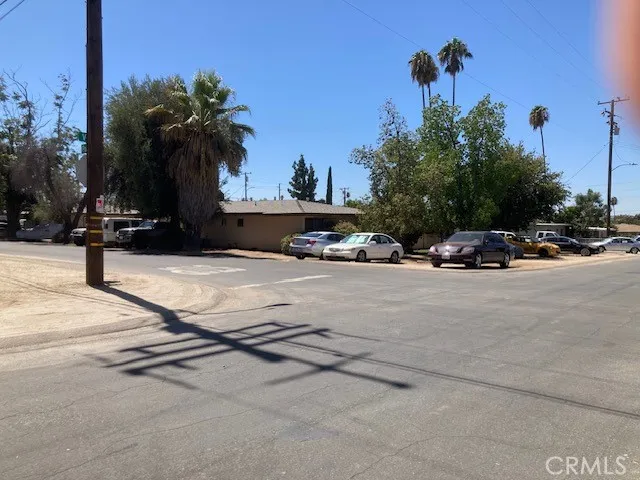1152 Villa Riverside, CA 92507