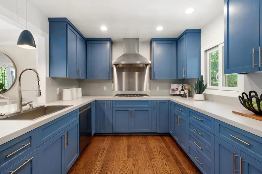 250 East Creek Drive Menlo Park, CA 94025